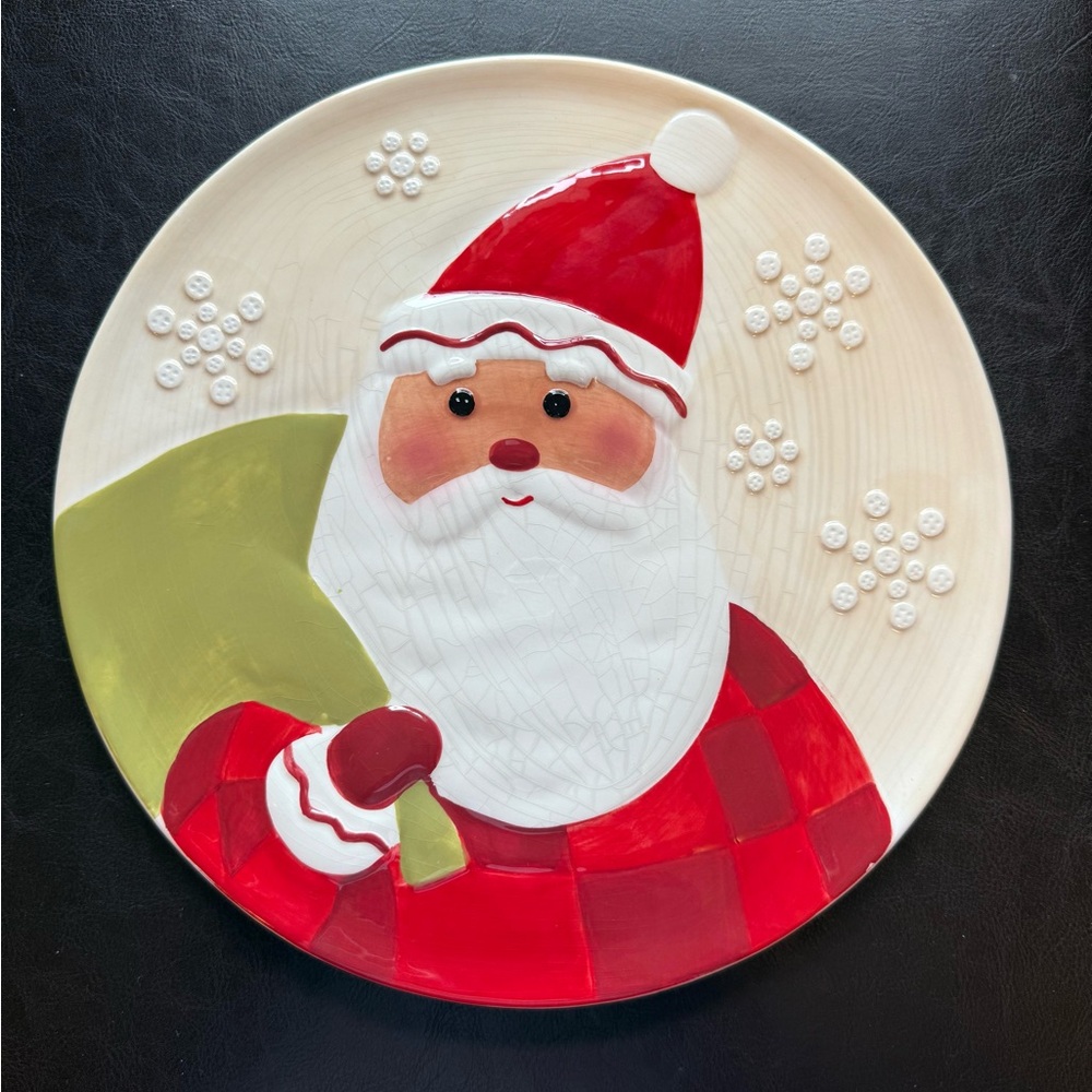 Hallmark Embossed Santa & Snowflakes (HLM4) Plate from ‘90s - Vintage
